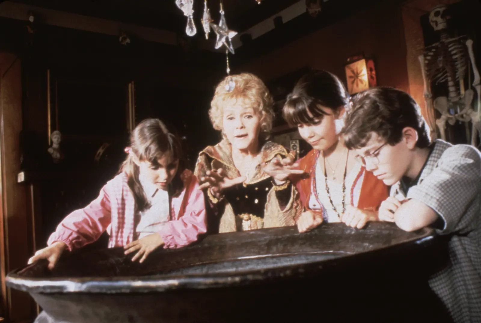 Disney lansează dezvoltarea celui de-al cincilea film din seria Halloweentown