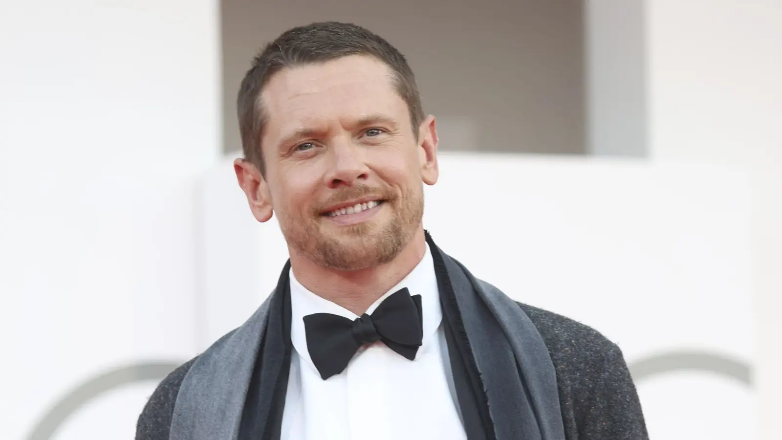 Jack O'Connell confirmă legătura fraternală cu Cillian Murphy în A Quiet Place 3