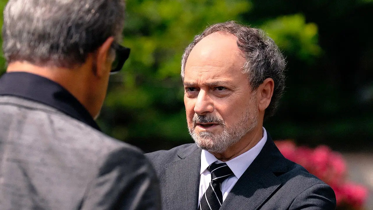 Sheridan aduce noul thriller care își împlinește promisiunea: Sopranos întâlnește Yellowstone pe streaming