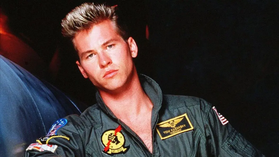 Cămașa de zbor a lui Val Kilmer din Top Gun ajunge la licitație